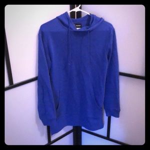 Extra long blue lightweight hooded sweatshirt